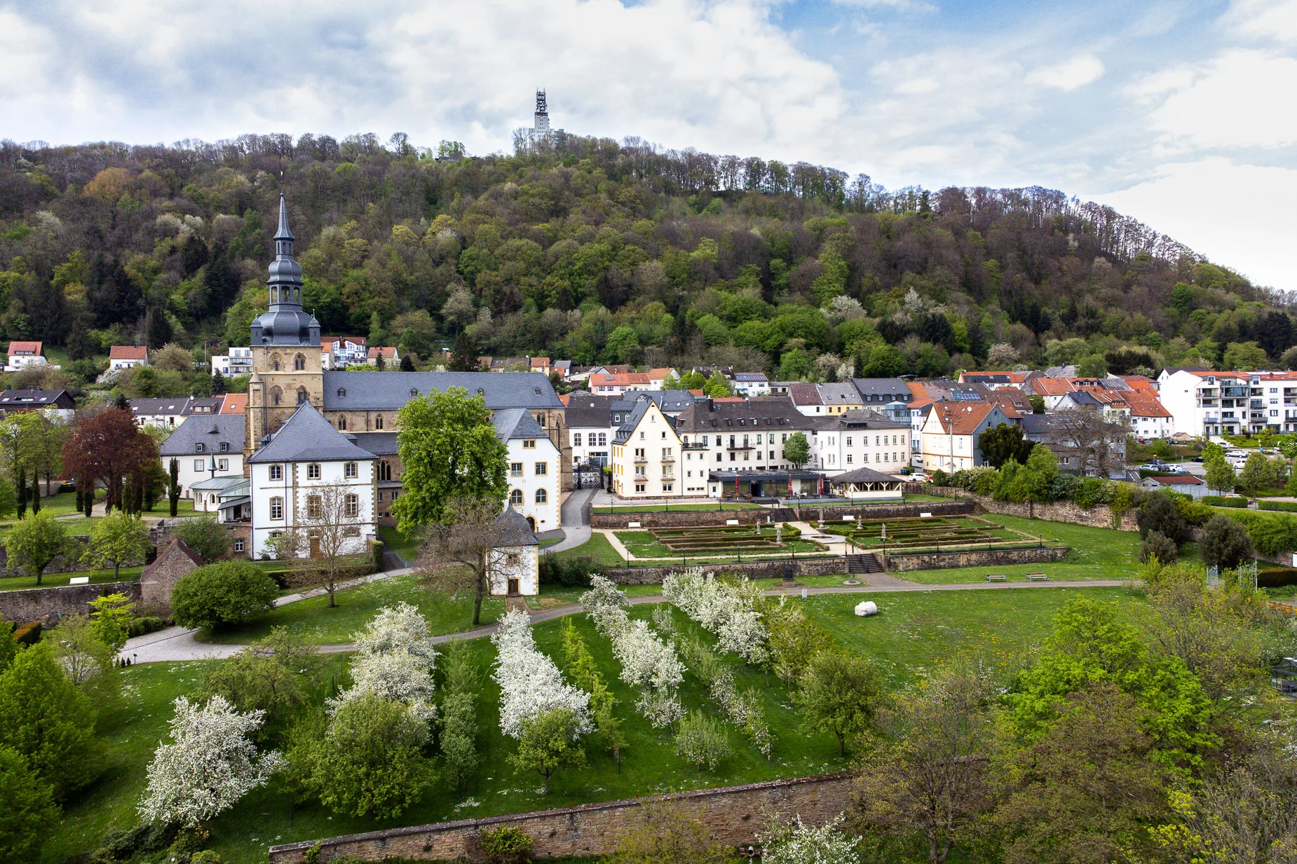 Außenansicht der Benediktinerabtei Tholey